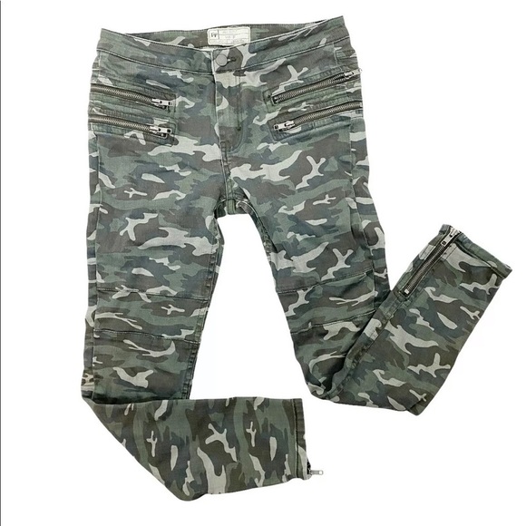 Free people - Picture 2 of 2